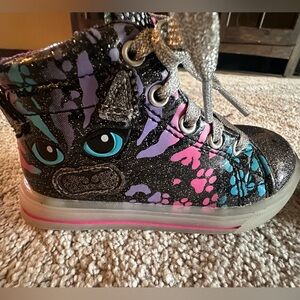 Used Toddler Girl's SIZE 7 Athletic Works Light Up High Top Cat Shoes Multicolor